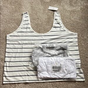 Lot Abercrombie Essentials Tank Tops Sz XL